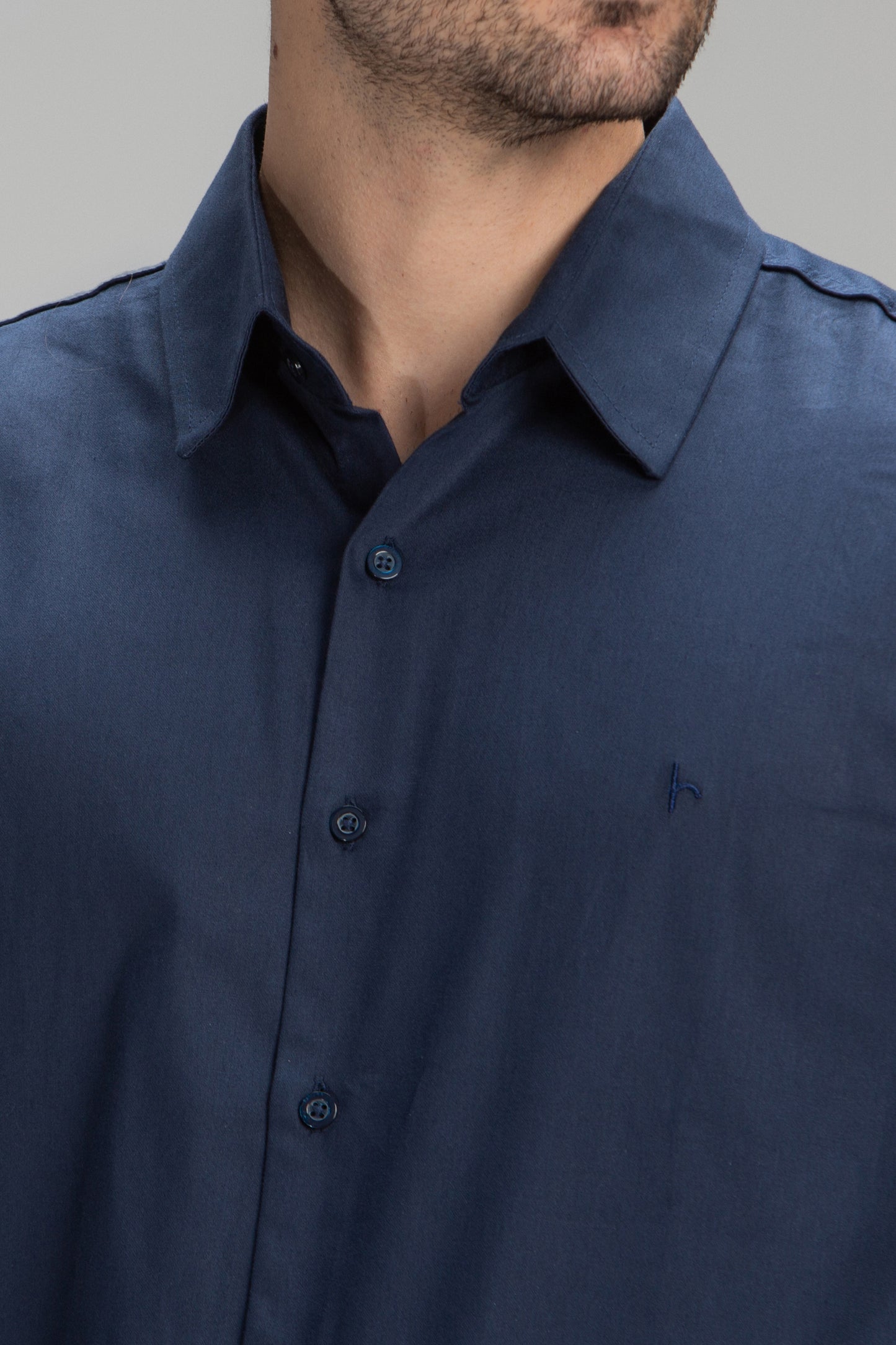 Zack - Camisa Acetinada