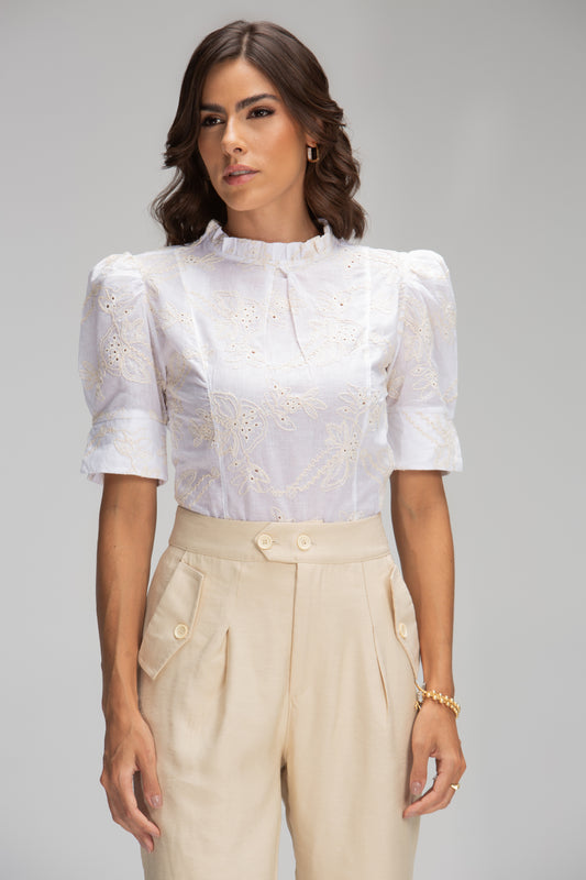 Flora - Blusa de Algodão Bordado